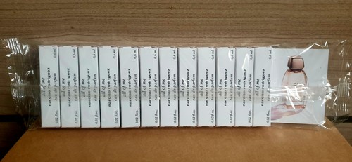 Lot échantillons parfum - 12,